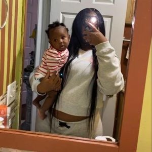 Meet your Posher, Jaquita